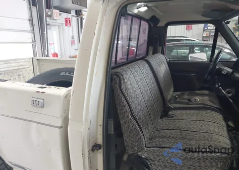 1991 Ford F150 z USA, uszkodzony, nr VIN 1FTDF15H4MNA05778